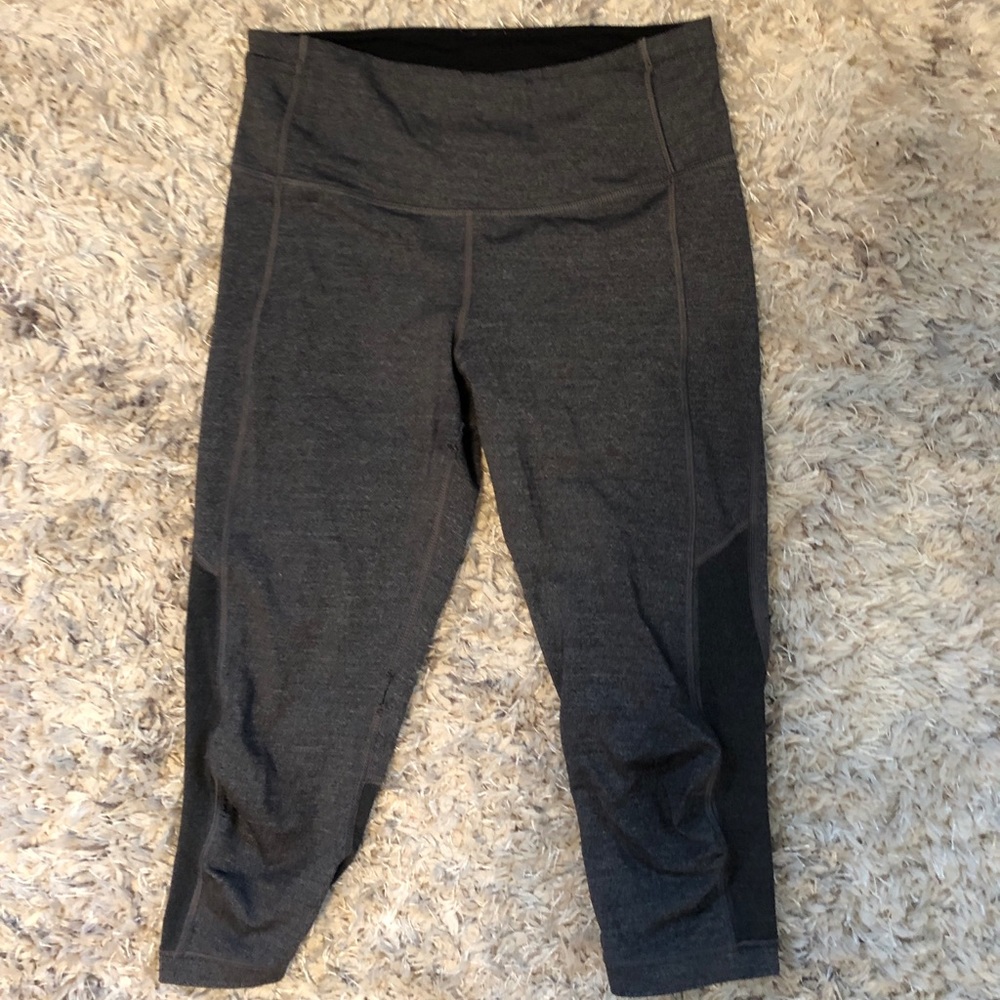 Lululemon cropped train times